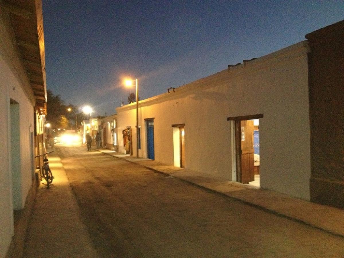 La Casa Del Pueblo Hostal Сан-Педро-де-Атакама Экстерьер фото